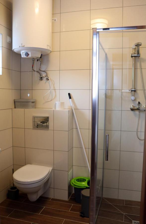 Domki I Pokoje Baltimor Grzybowo  Exteriör bild
